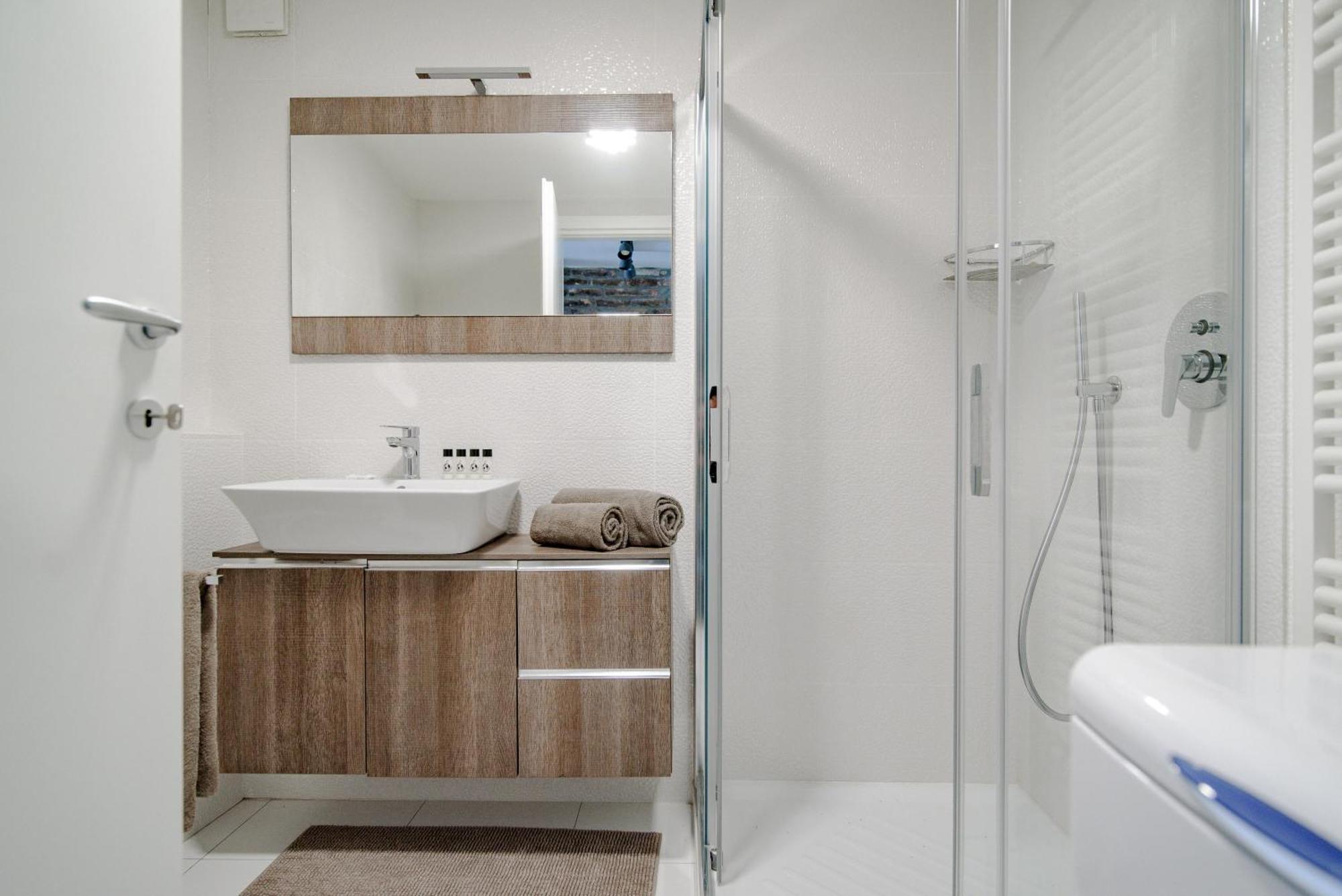 Gem Of The Lake - Luxury Apartment Como Old Town Exteriér fotografie